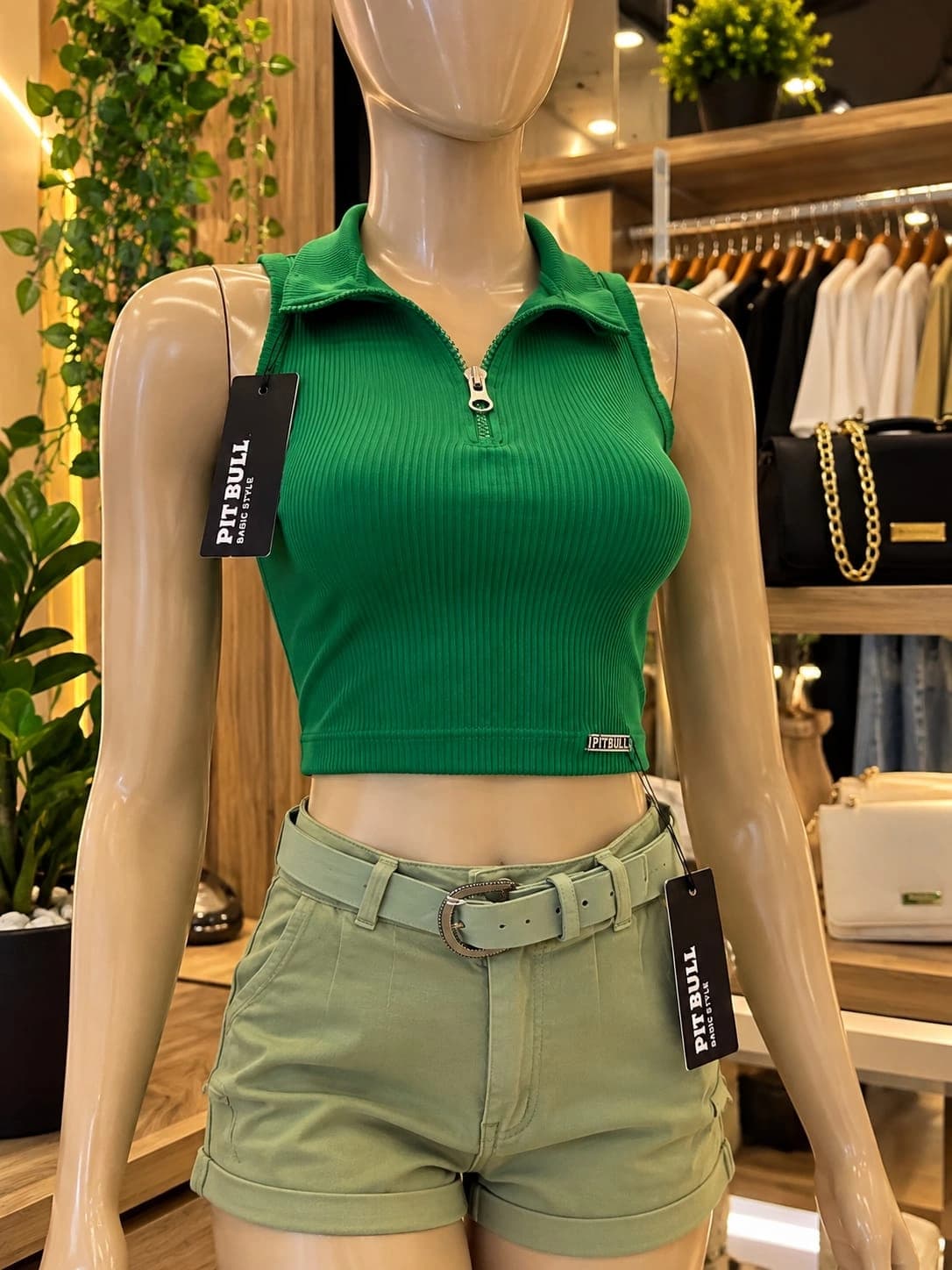 Cropped feminino canelado